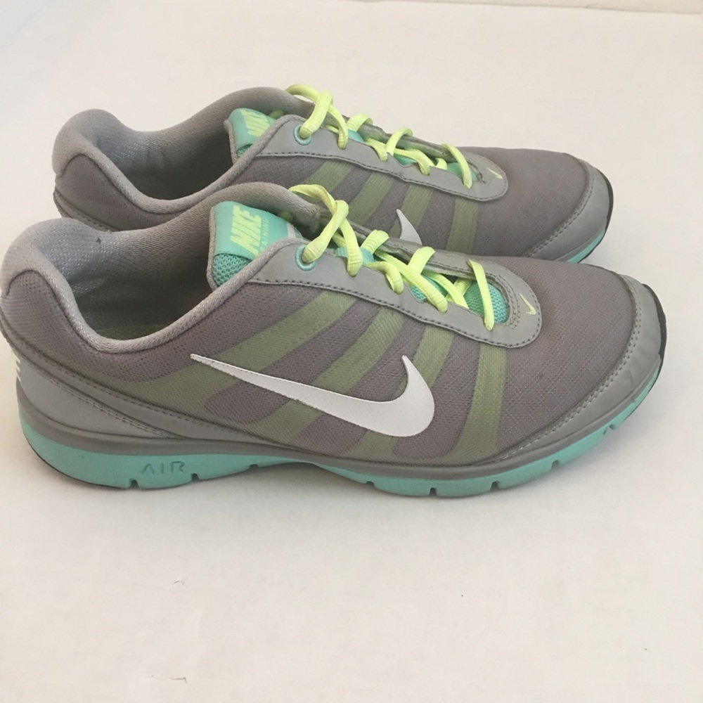 Nike Air shoes - Picture 2 of 4
